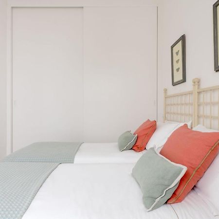 סביליה Plaza Nueva 2 Bedrooms & 2 Bathrooms מראה חיצוני תמונה