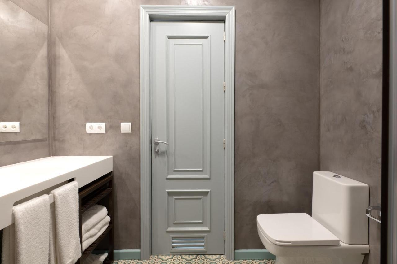 סביליה Plaza Nueva 2 Bedrooms & 2 Bathrooms מראה חיצוני תמונה
