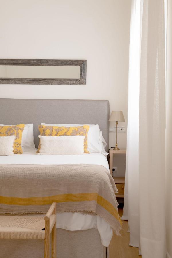 סביליה Plaza Nueva 2 Bedrooms & 2 Bathrooms מראה חיצוני תמונה